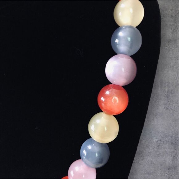 Multicolor Beaded Necklace With Adjustable Chain - Picture 2 of 3